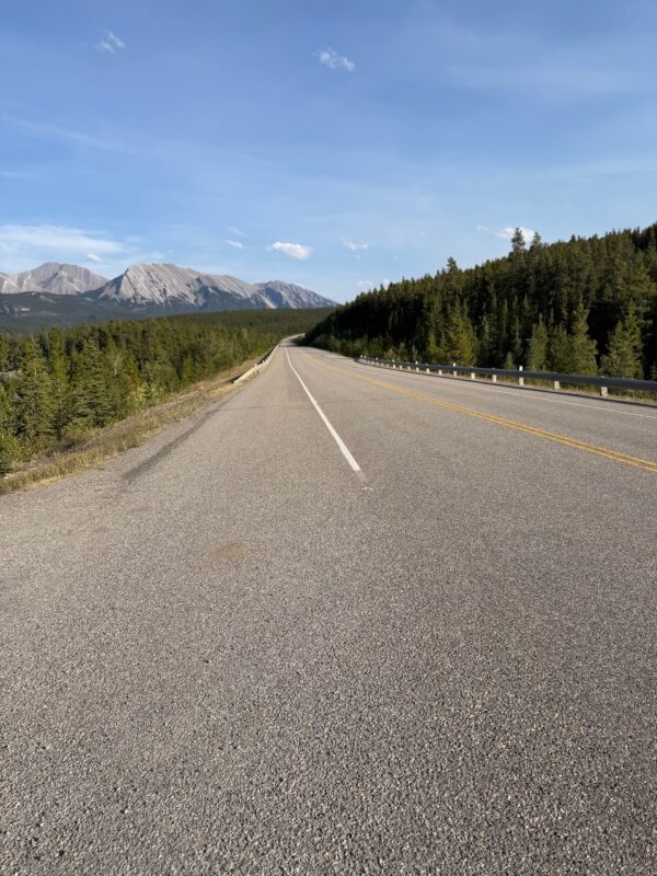 PlanetSKI's Autumn Alberta road trip. Image © PlanetSKI